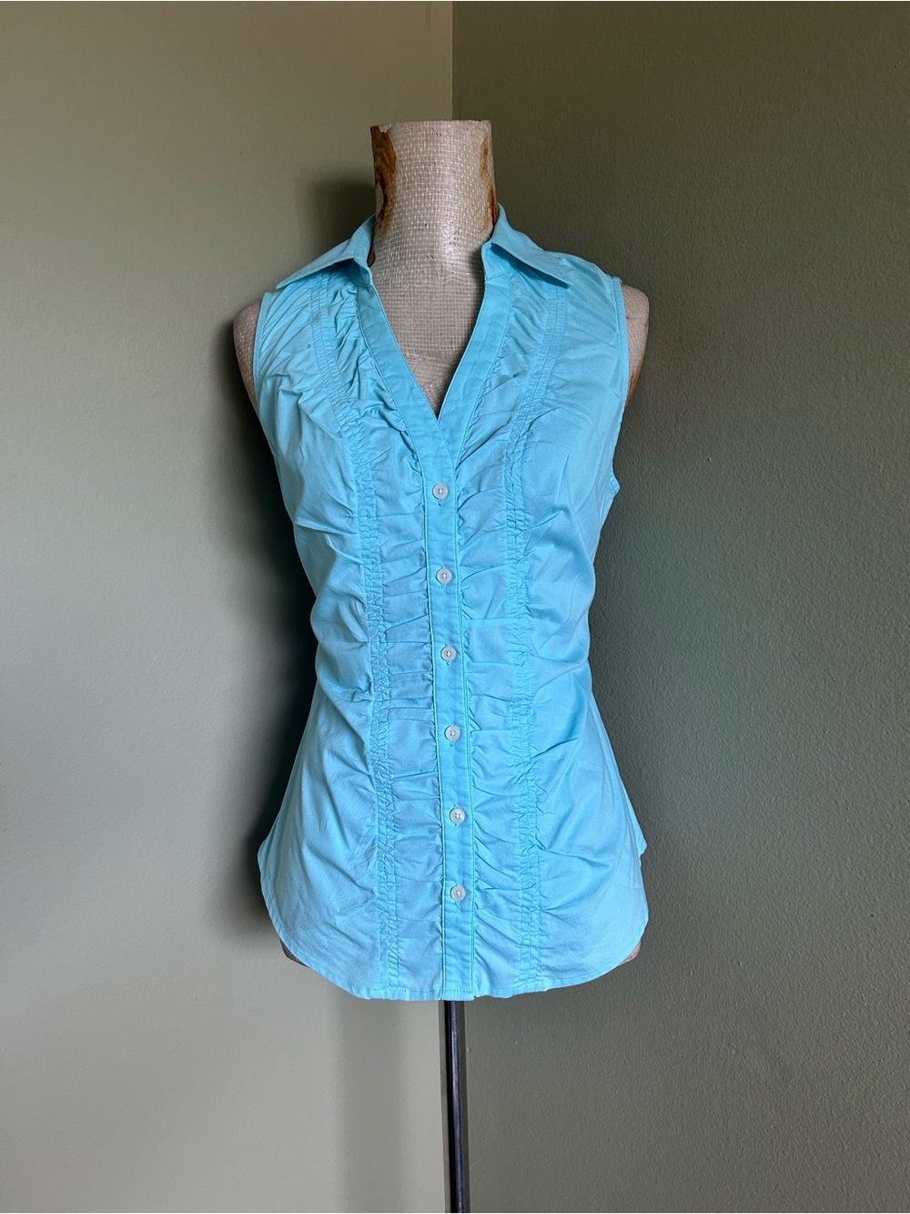 Express Design Studio Aqua Sleeveless Ruched Front Detail button Down Top.